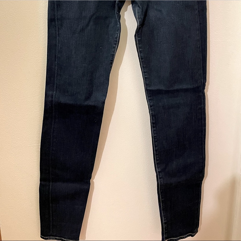 7 For All Mankind - The Skinny Jean size 28
